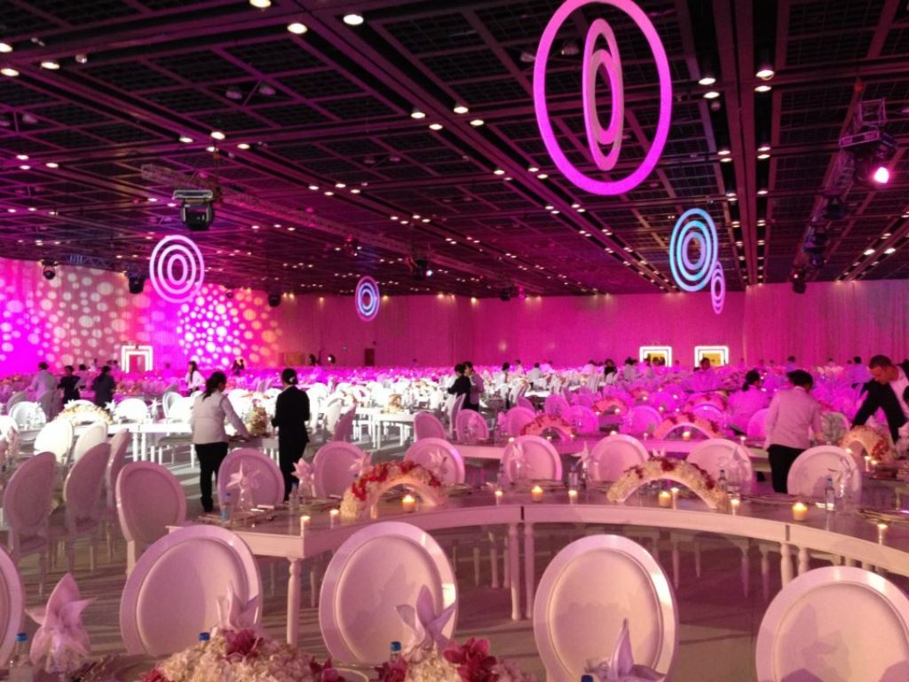 Decoration and special effects at Jardin d'Amour