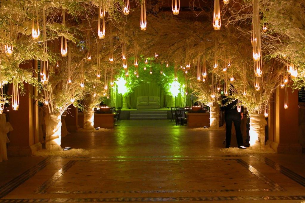 DJ and entertainment lighting